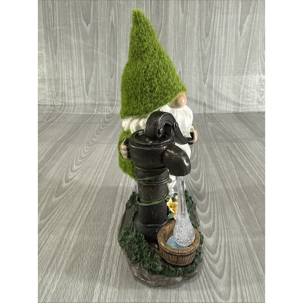 TERESA'S COLLECTIONS Garden Gnomes Decor with Solar Lights Water Pump - Picture 4 of 6